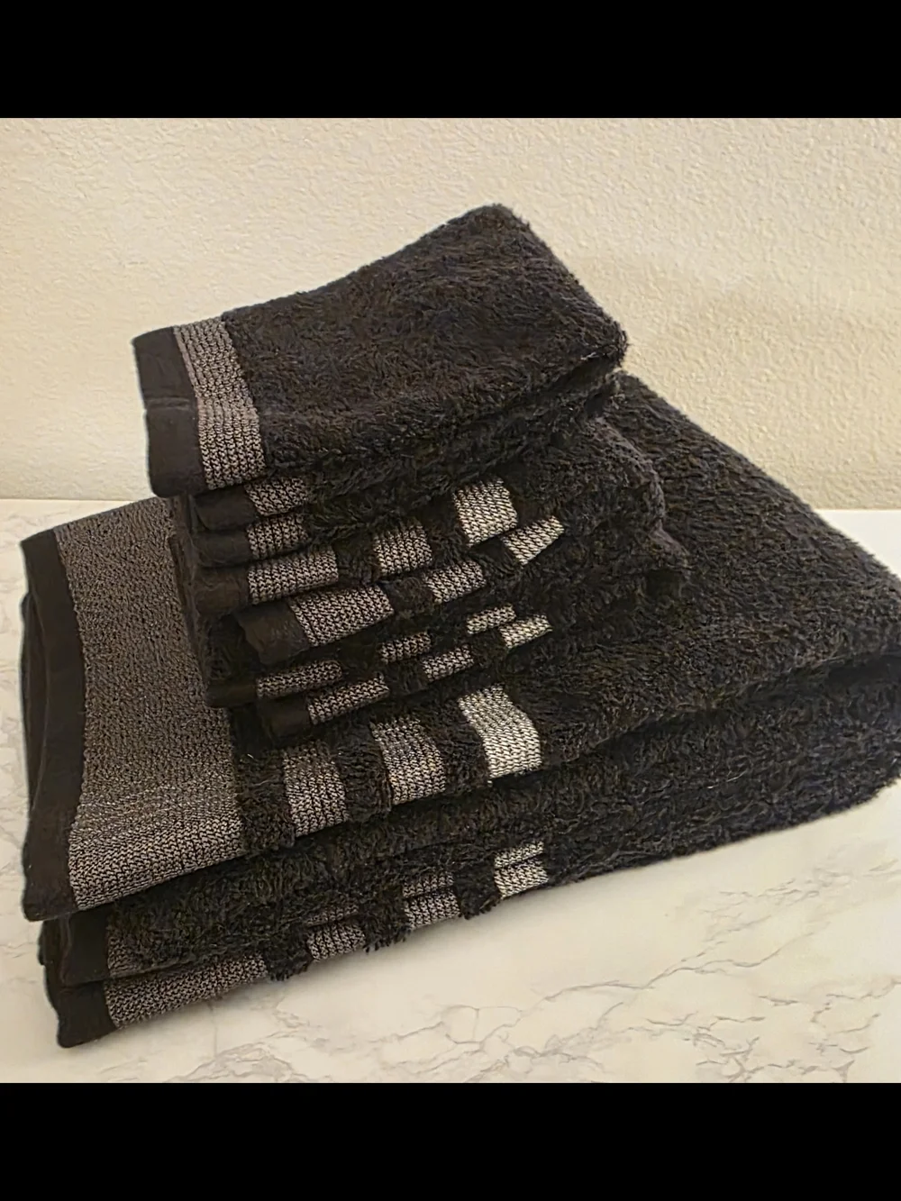 Expressions Black Bath Towel Set with Silver Stripe Accents